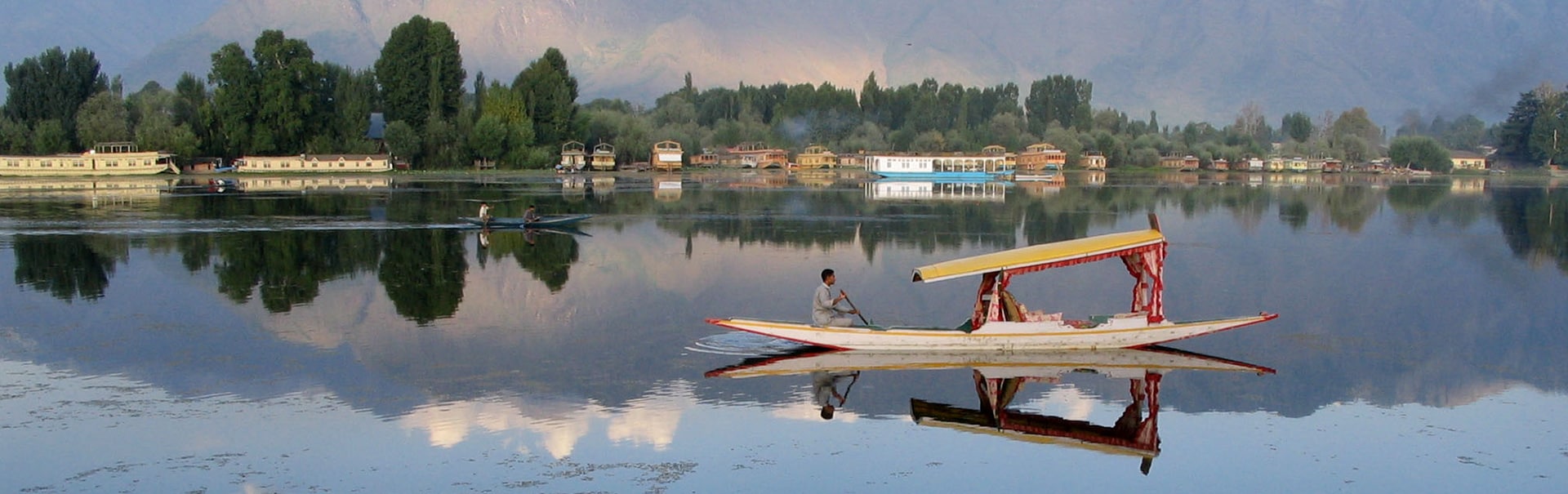 4 Days 3 Nights Srinagar with Lemon Tree hotel Customized Holidays Tour