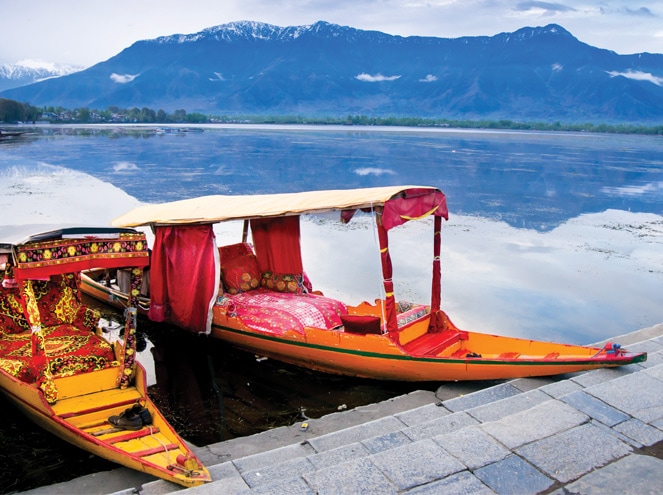 Shikara ride Dal lake