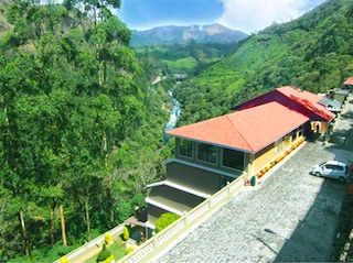 Romantic Kerala with Abad Hotels Tour