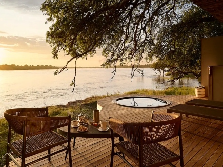 Luxury Botswana with Victoria Falls Tour