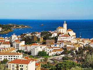 Barcelona (2N) Post Tour Holiday Girona, Costa Brava and Medieval Village Tour