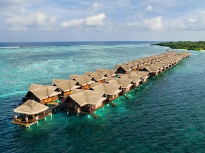 Adaaran Select Hudhranfushi Tour