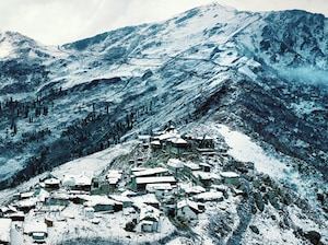 Women's Special Kashmir - Pune Tour