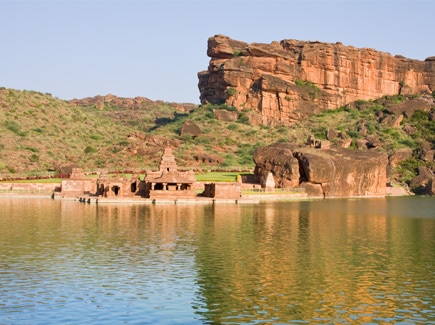 Hampi Badami Tour