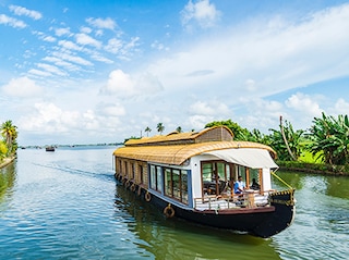 Wonders of Kerala Tour