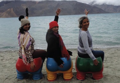Veena World Moments 3