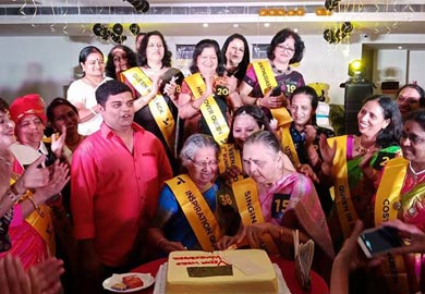 Veena World Moments 4