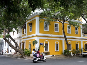 Seniors' Special Pondicherry Mahabalipuram Tour