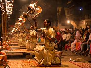 Varanasi Ayodhya Lucknow - Pune Tour