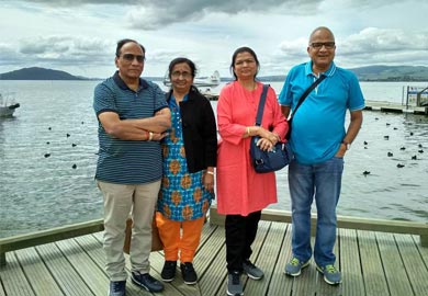 Veena World Moments 1