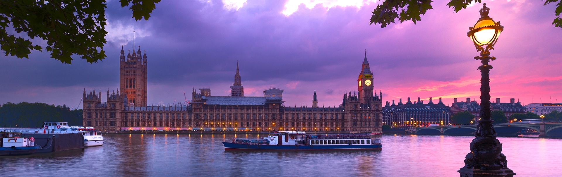 london tour veena world