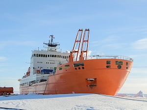 Scandinavia Northern Lights with Icebreaker Cruise Tour