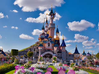 Women's Special Swiss Paris Tour