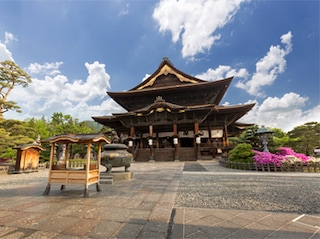 Highlights of Japan with Alpine Route Tour