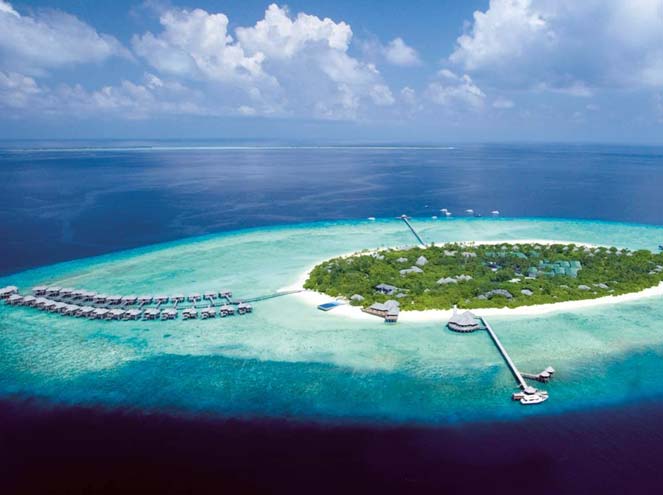 4 Days 3 Nights Maldives Family Tour Package | Veena World