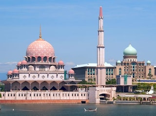 Singapore Malaysia with Cruise Tour
