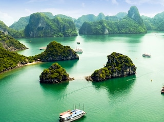 Senior's Special  Vietnam Cambodia Tour