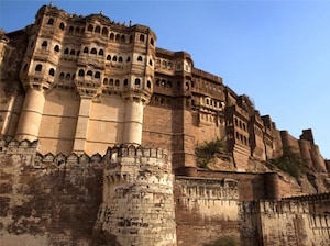 Palaces and Beaches Trail Tour