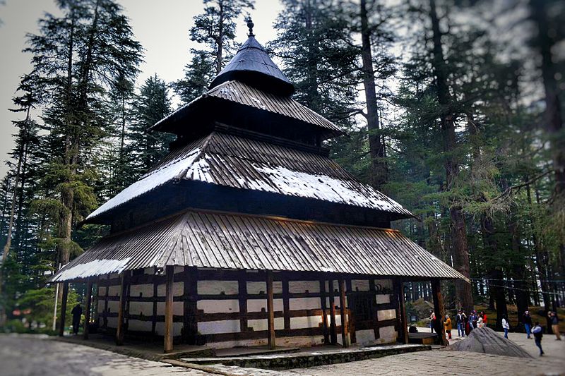 A Traveller’s Guide to Pagoda Shaped Hadimba Devi Temple, Manali ...