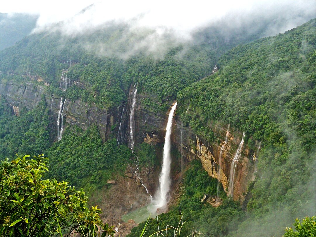 Nohkalikai Waterfall, Meghalaya