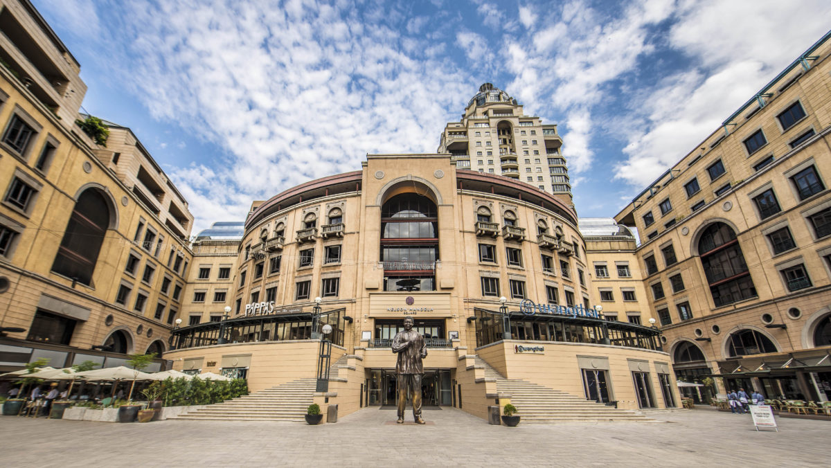 Nelson Mandela Square 