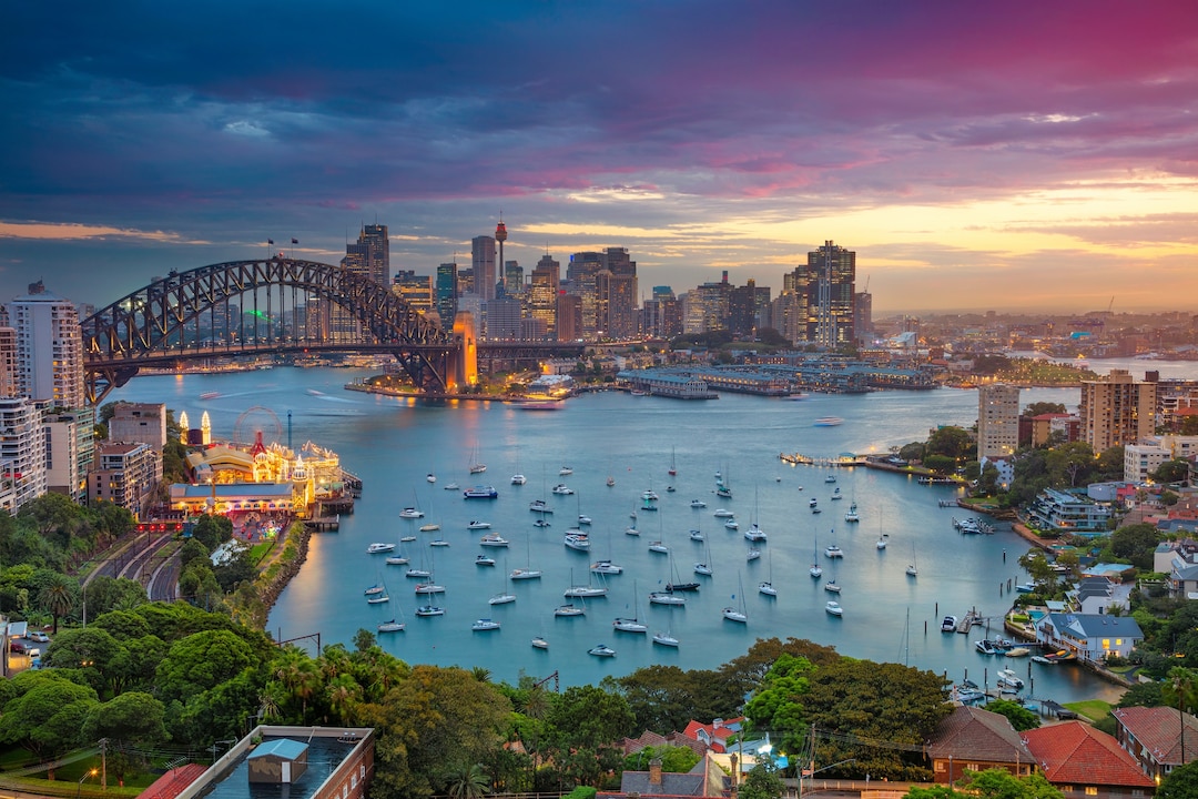 Shutterstock 590390942 Harbour Bridge And Sydney Skyline