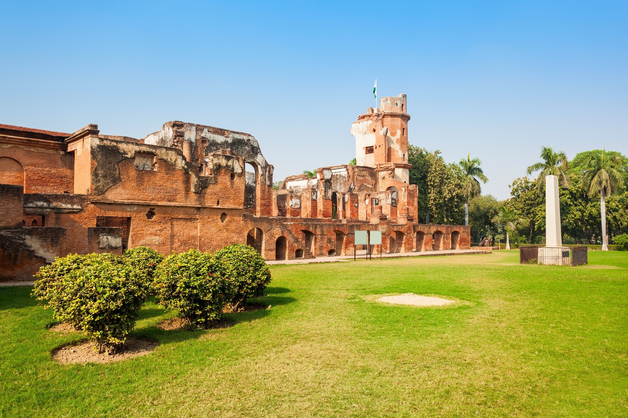 Shutterstock 422469874 The British Residency Complex Lucknow