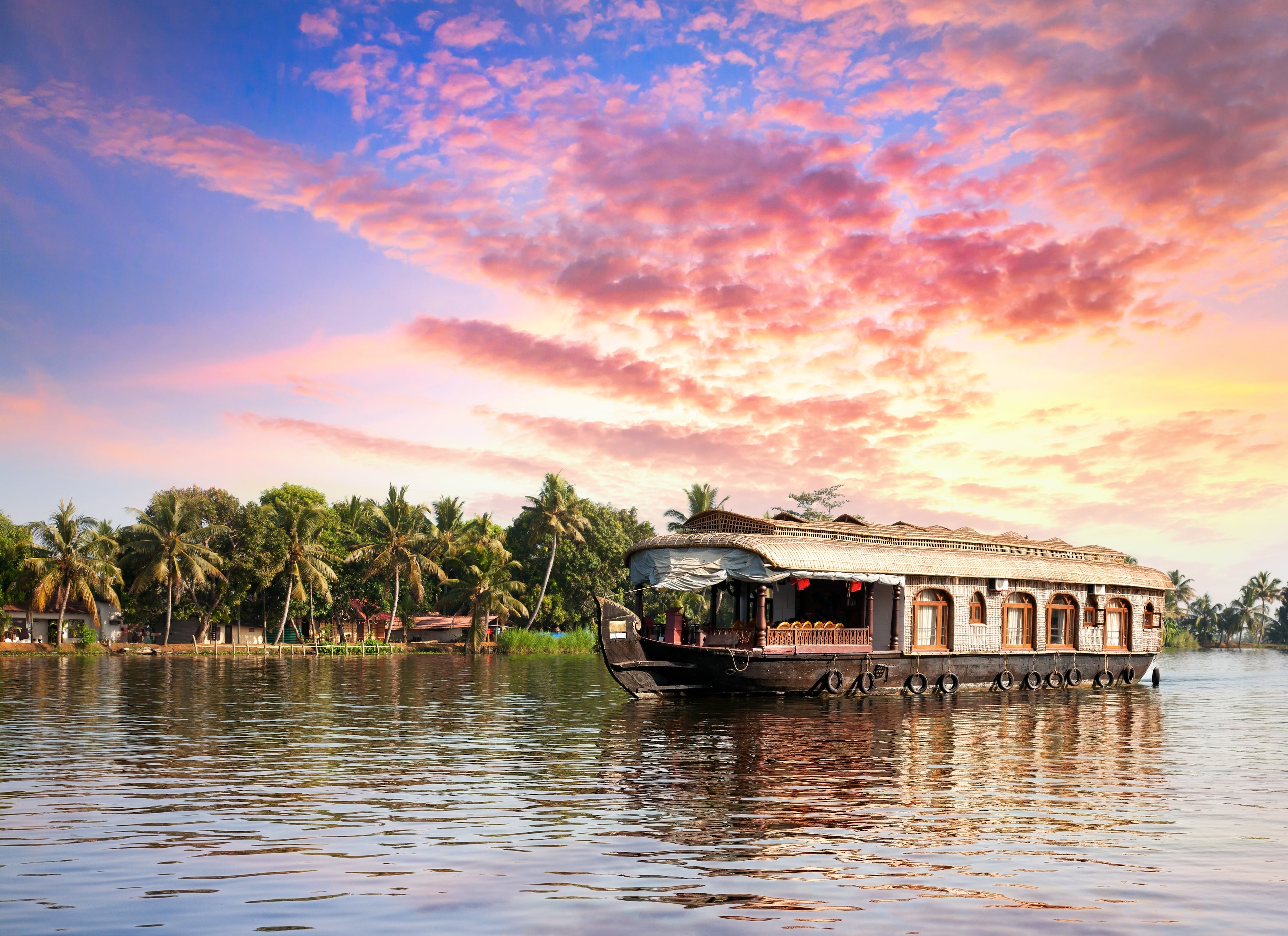 Alleppey – Romancing on a Houseboat