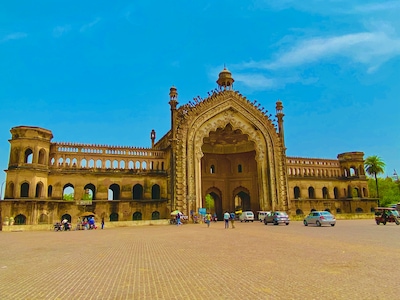 10 Best Places to Visit Near Lucknow