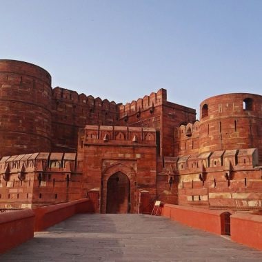 An Ultimate Travel Guide to Agra Fort History Timing Entry Fee