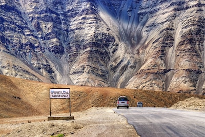 Magnetic Hill in Leh: A Zero Gravity Place of India