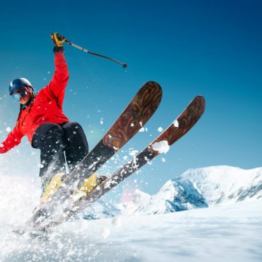 Top 10 Skiing Destinations in India