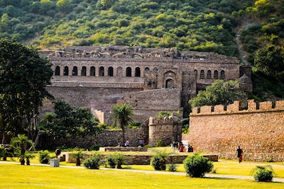 What Makes the Bhangarh Fort of Rajasthan the Most Haunted Place of India?