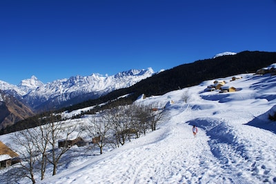 20 Magical Places to Visit in Auli with Your Gang