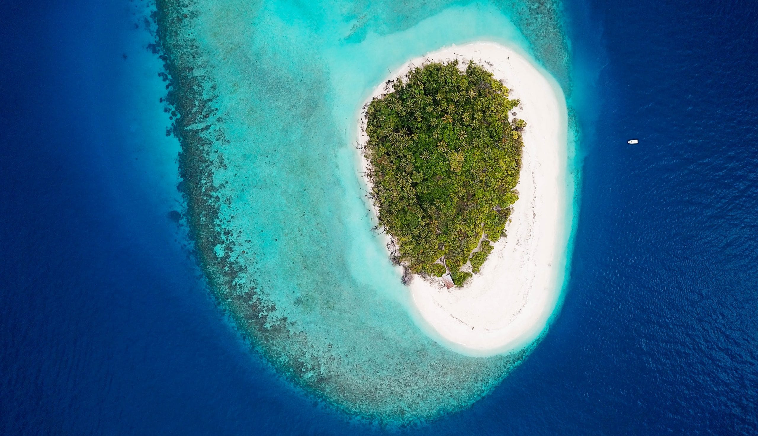 Maldives has the most number of islands. scaled