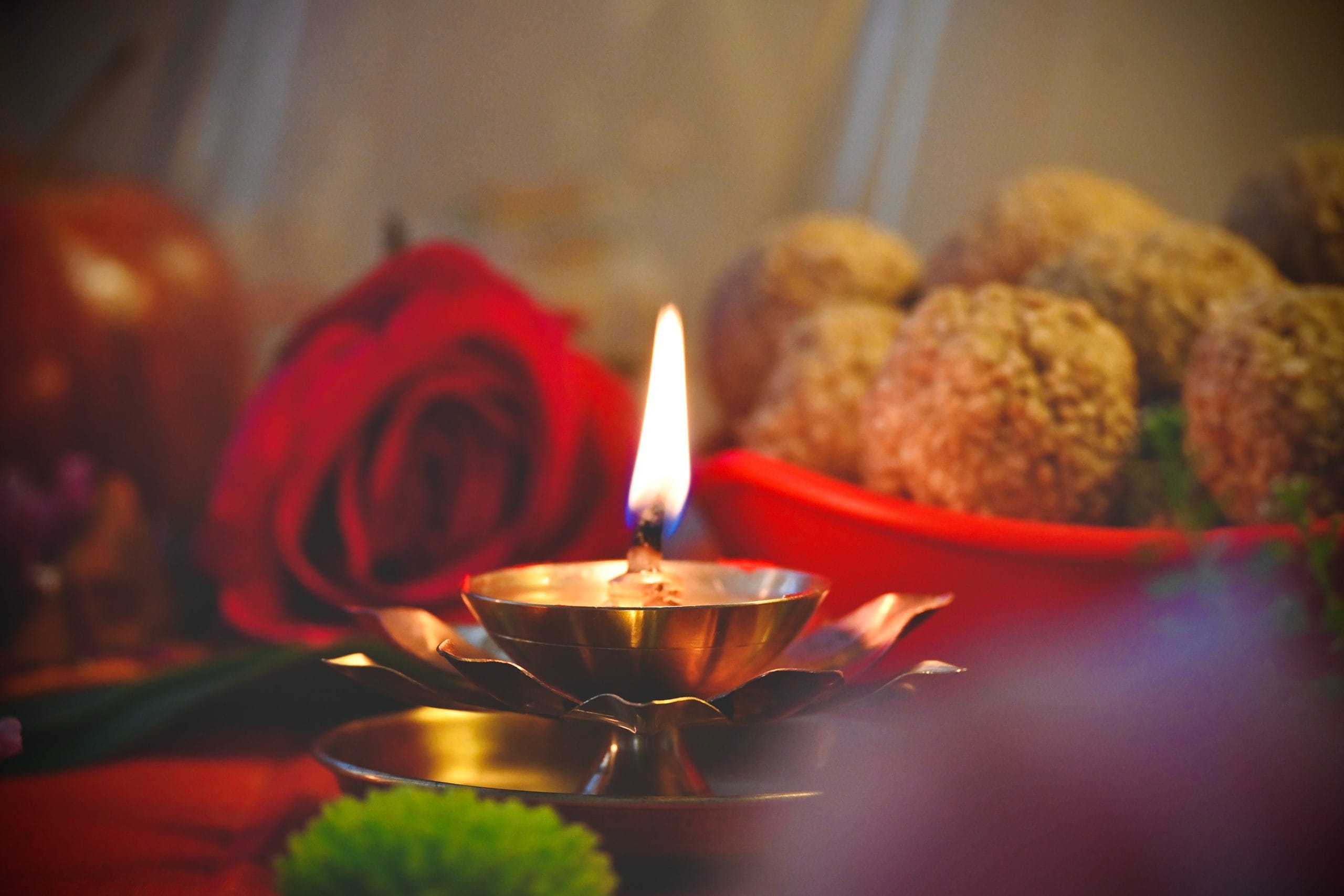 Which goddess is worshipped on Day 1 of Diwali?