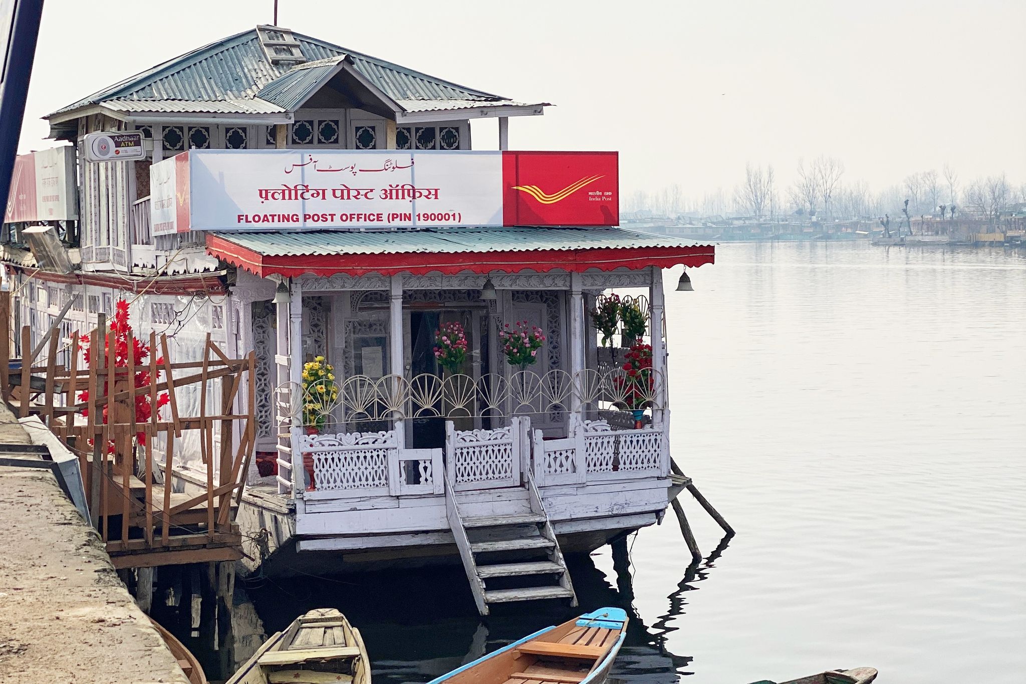 India’s first floating post office was built on a houseboat at the western edge of Dal Lake in Srinagar.