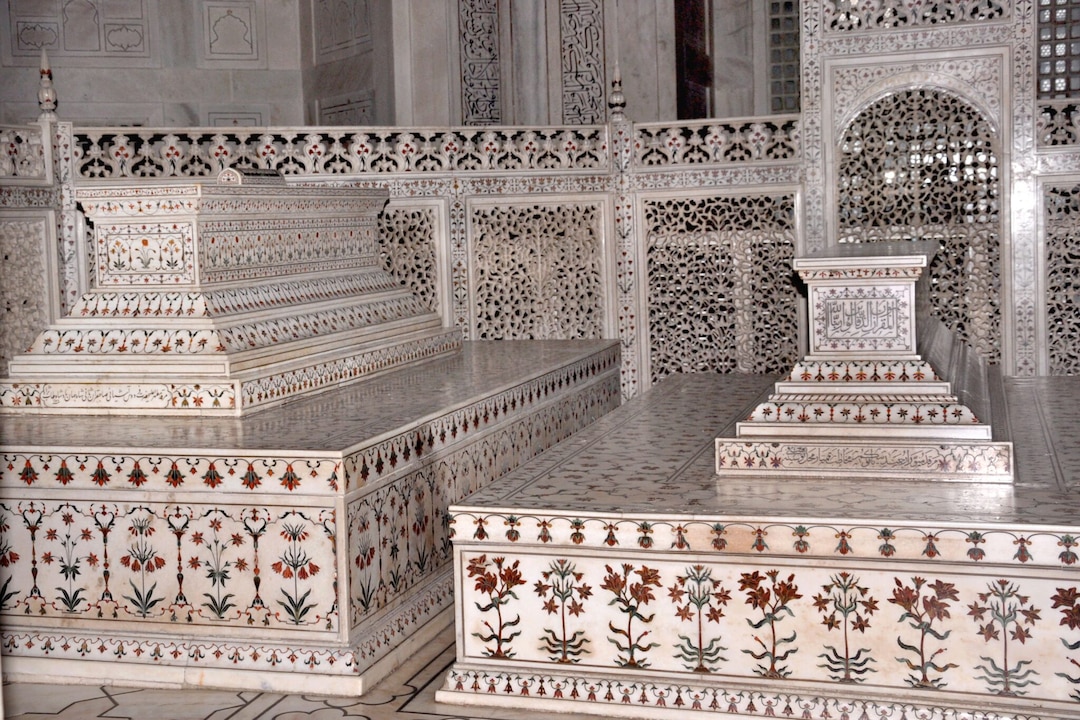 10-facts-you-probably-didn-t-know-about-taj-mahal-veena-world