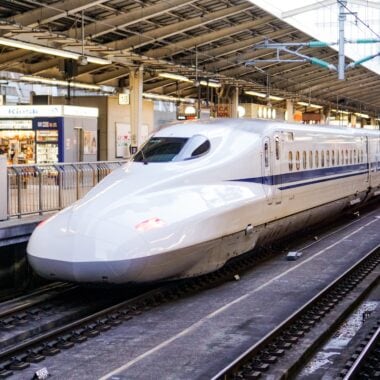 Incredibly Fast and Reliable Meet Japans Bullet Trains scaled e1650910720751