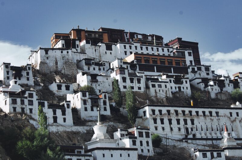 Top 8 Scenic Offbeat Destinations in Himachal Pradesh