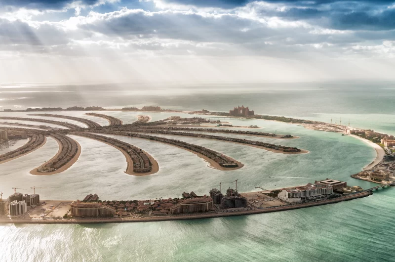 Palm Jumeirah Dubai The Ultimate Vacation Spot scaled e1651263176798