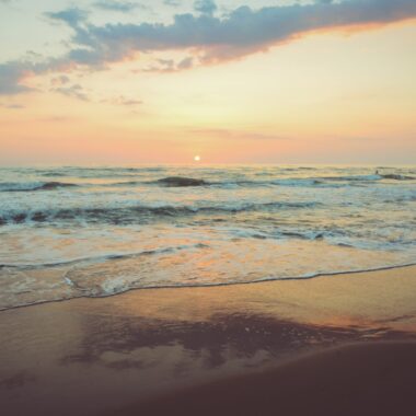 Top 10 Beaches in Gujarat That You Must Visit on Your Vacation