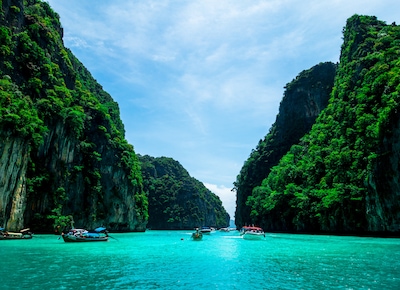 Best Nightclubs And Places To Experience The Nightlife In Phuket