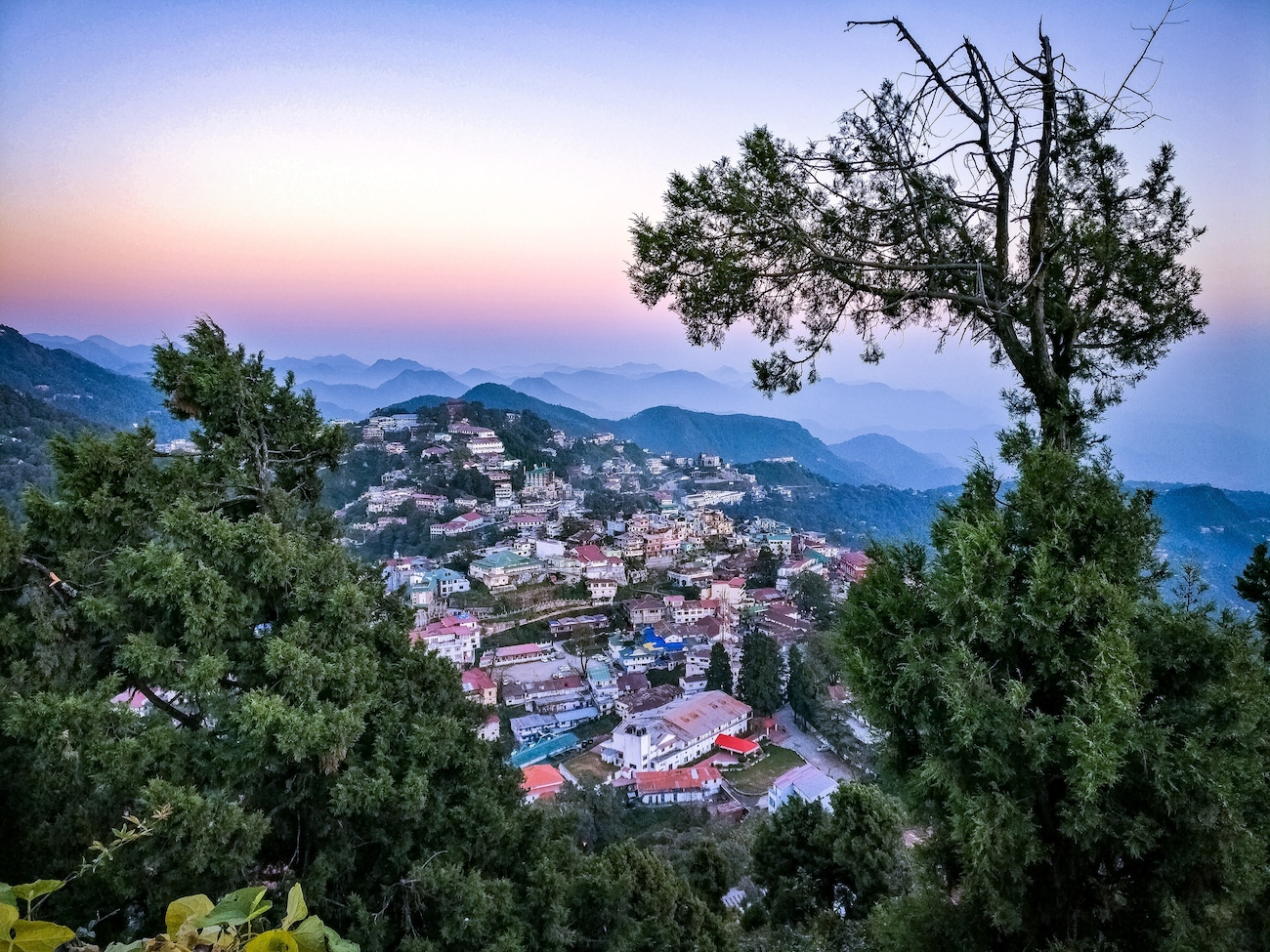 Have an Enriching Experience of Visiting Rishikesh and Mussoorie