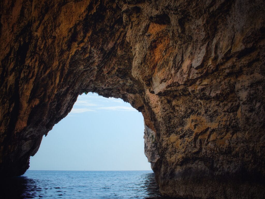 blue grotto cave