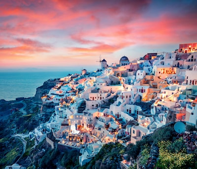 The Best Time to Visit Greece – A Seasonal Guide