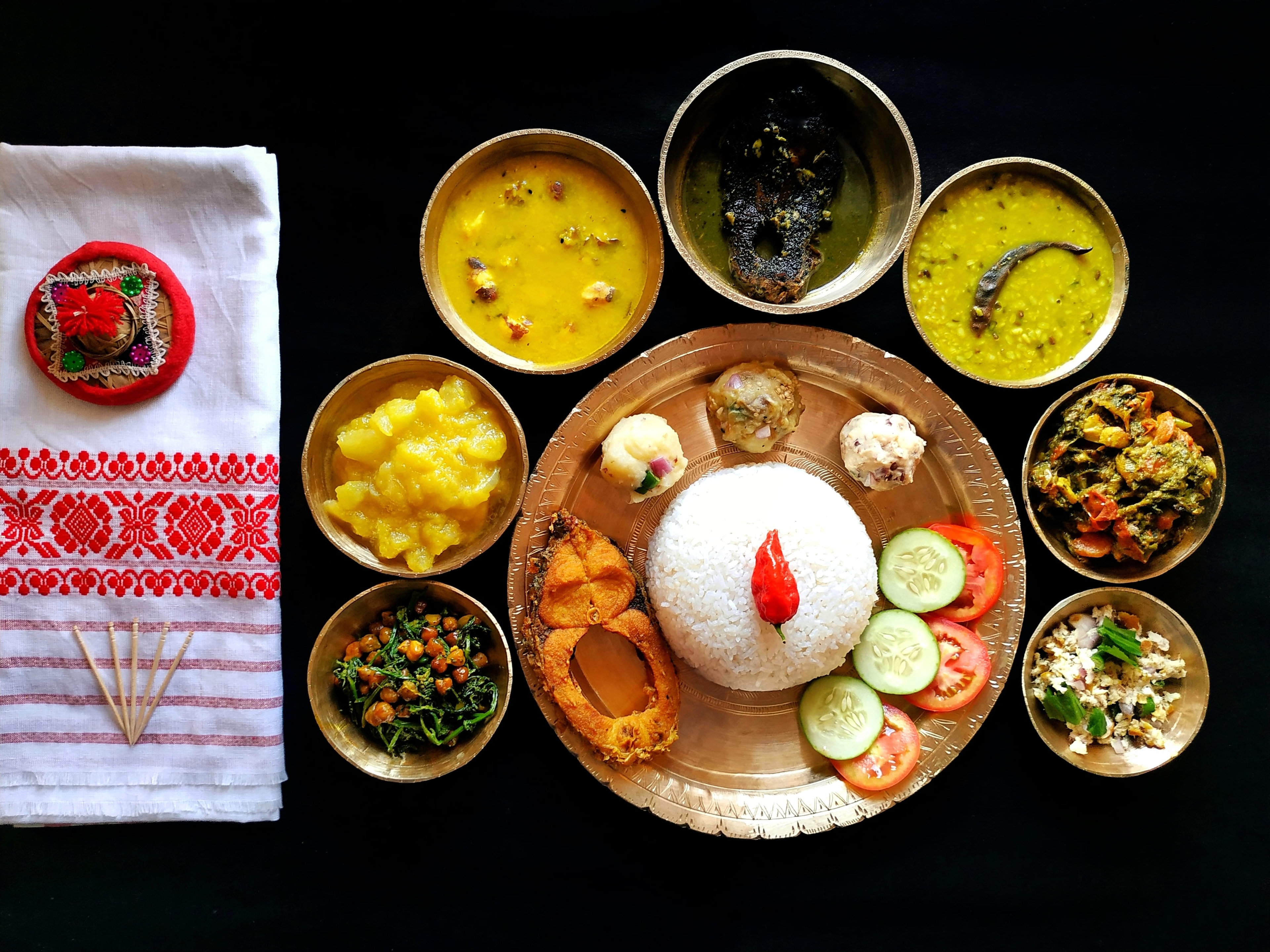 13 Traditional Food Items of Assam You Need to Try on Your Next Vacation |  Veena World