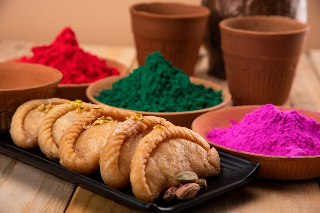 15 Special Food Items You Need To Try This Holi Veena World