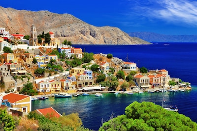 7 Wonderful Hotels in Greece to Make Your Trip Memorable!