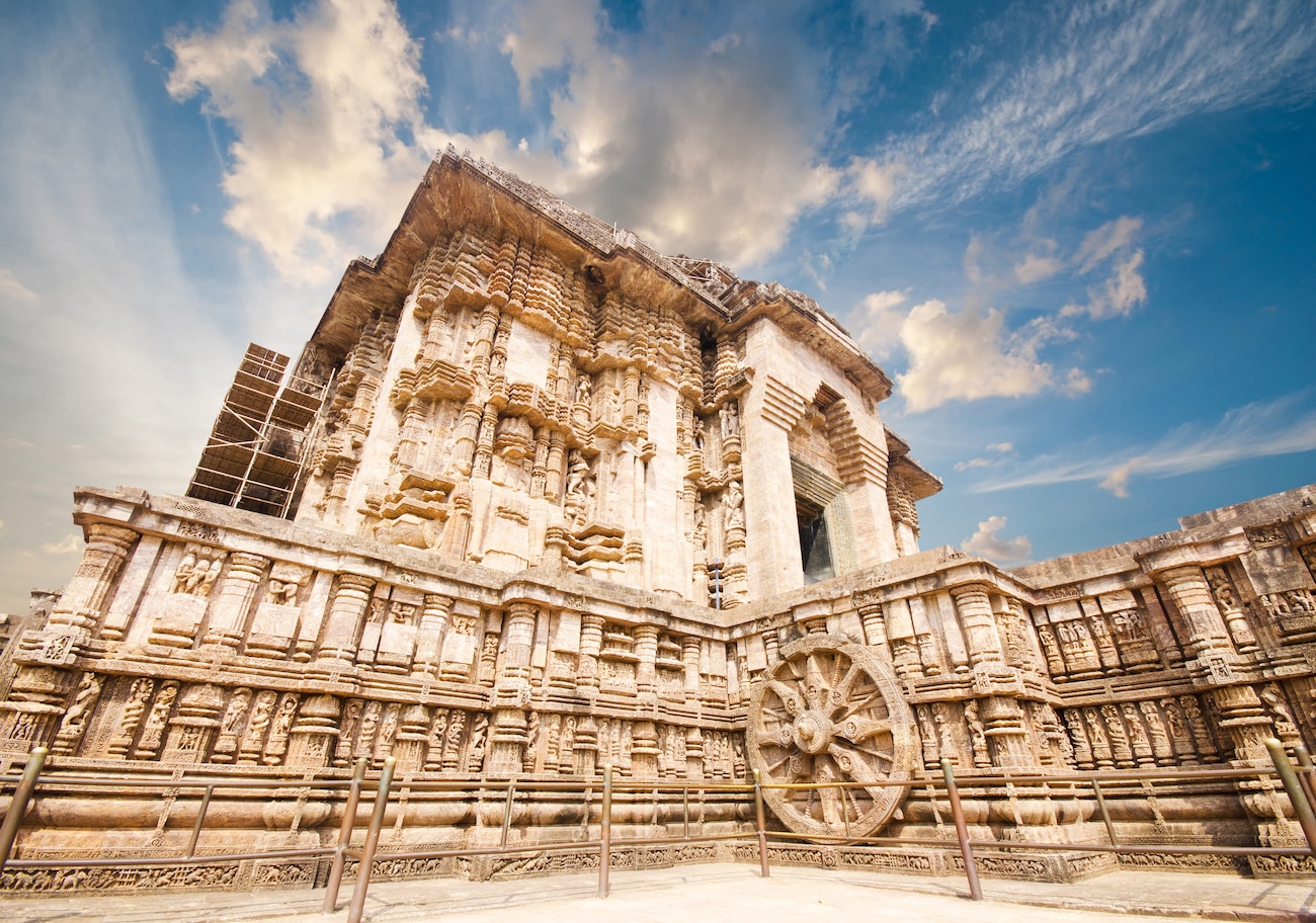 Temples of Mystery: Uncovering the Enigmatic Treasures of India